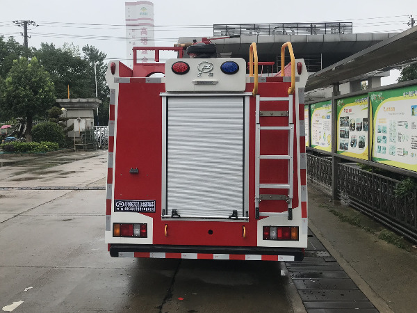 江鈴2噸消防車