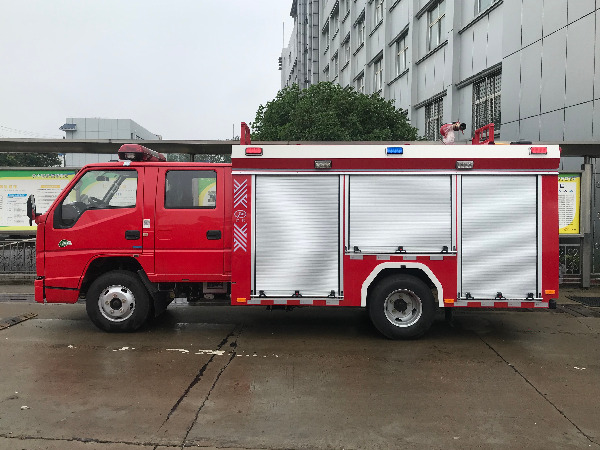 江鈴2噸消防車