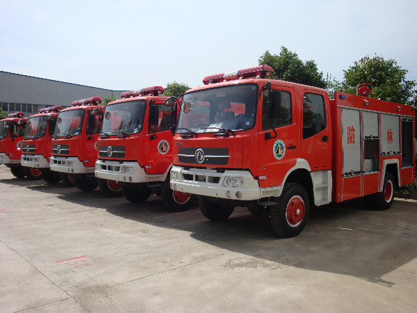 東風四驅消防車