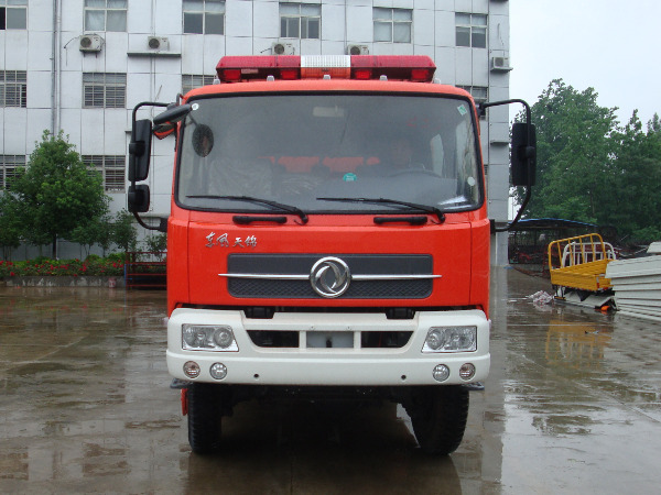 東風四驅消防灑水車