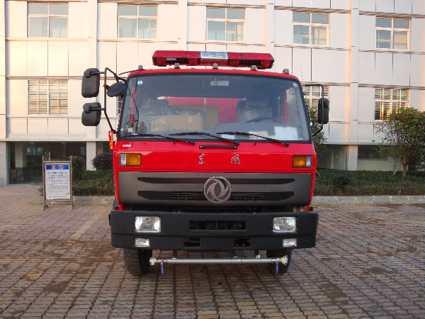 東風(fēng)10噸消防灑水車